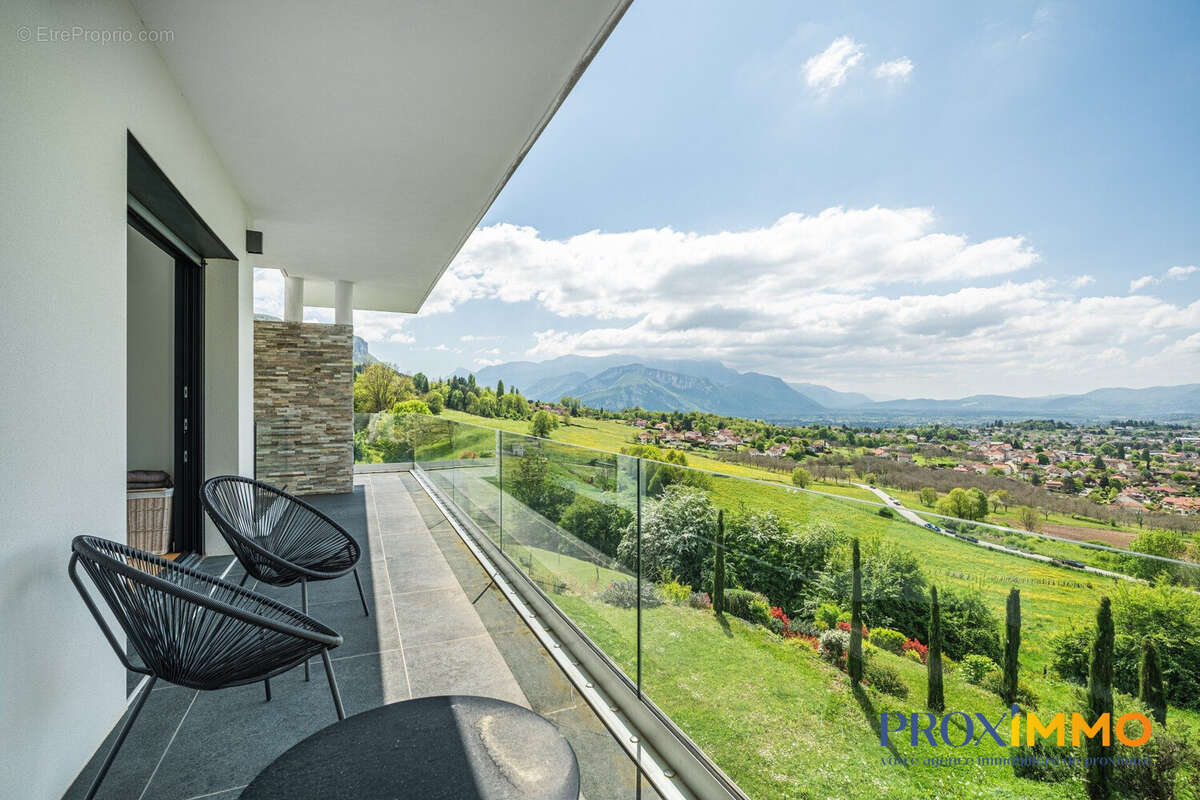 Maison 209 m² à Coublevie  - photo 9