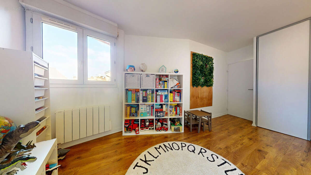 Appartement à VILLEMOMBLE