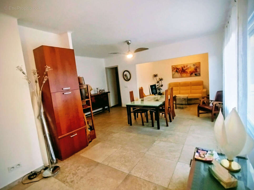 Appartement à HYERES