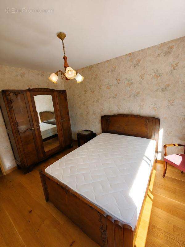Appartement traversant de 104 m² à Ifs – Lumière, espace & potentiel à saisir ! - photo 8