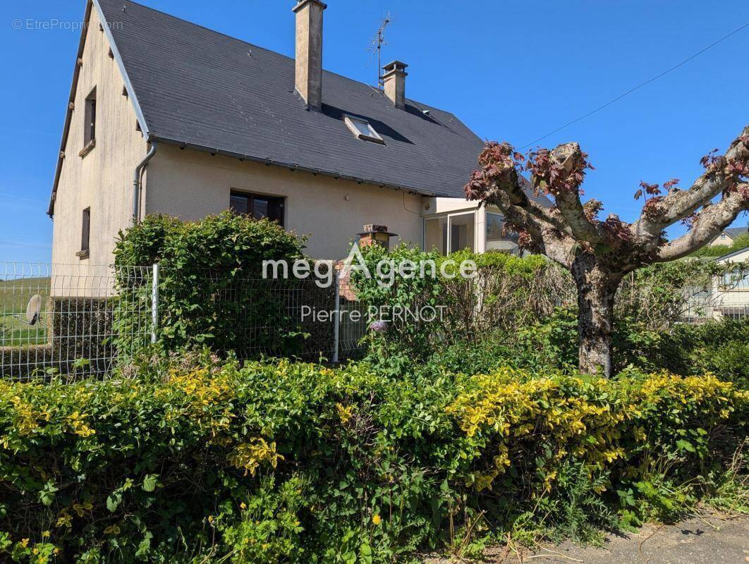 Maison à DURENQUE
