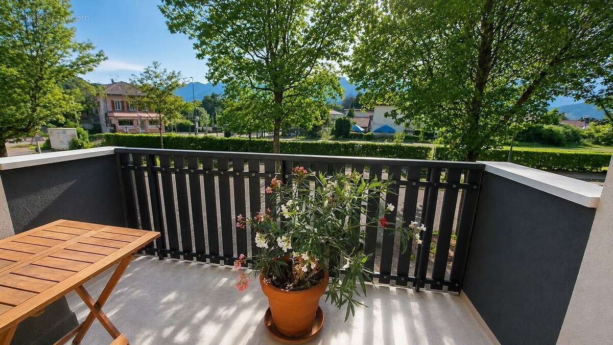 Appartement à JARRIE