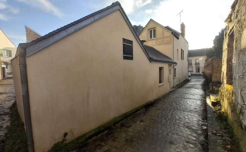 Appartement à LA ROCHE-GUYON