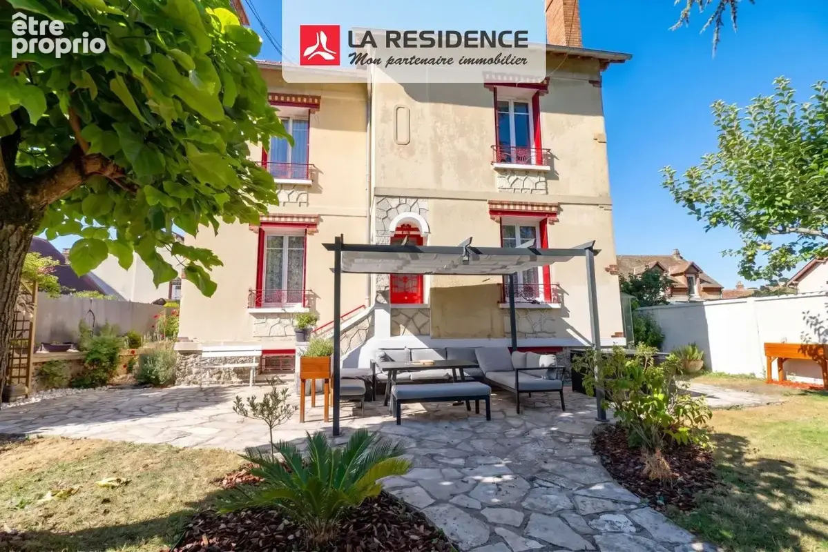 Maison à EZY-SUR-EURE