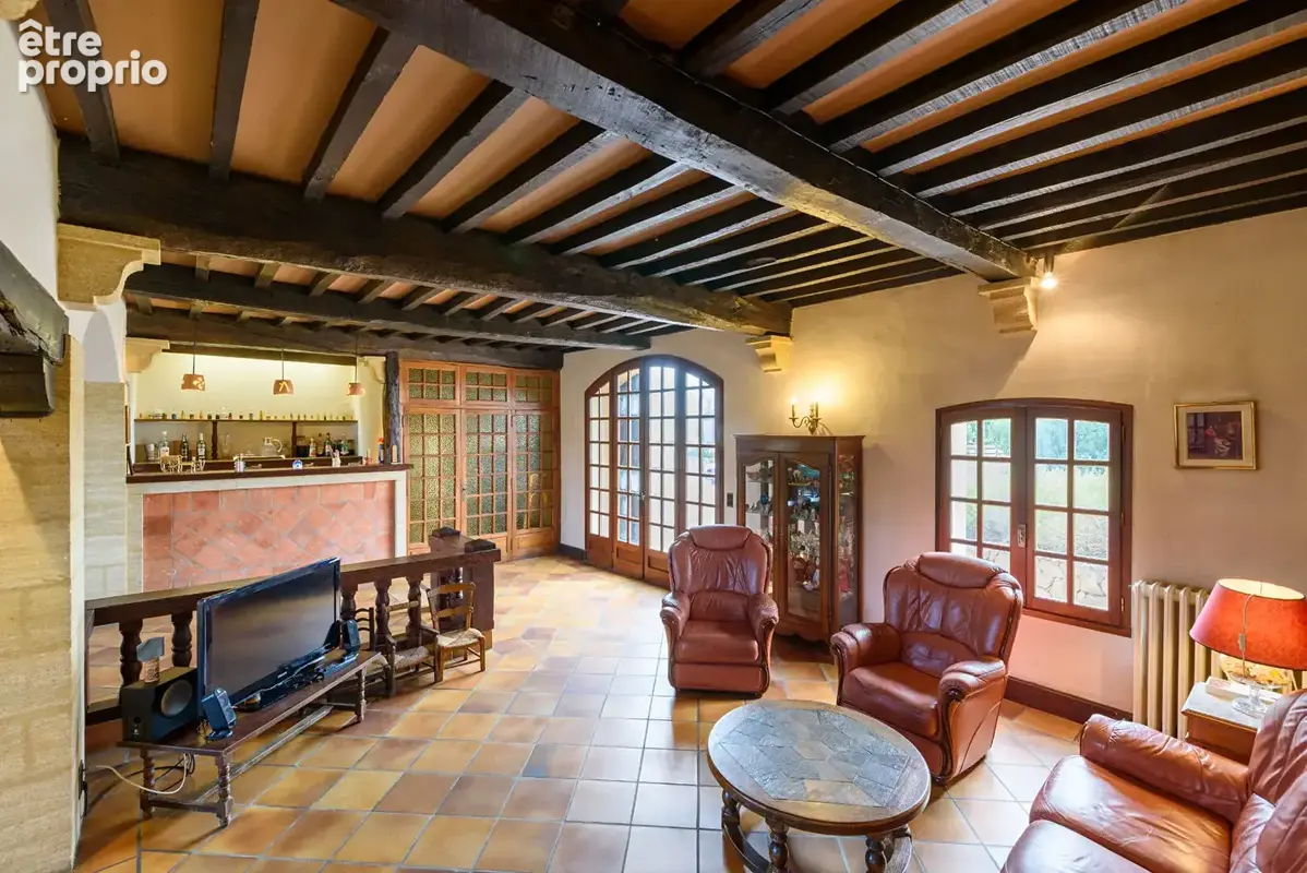 Maison 11 pièce(s) 333m2 - photo 3