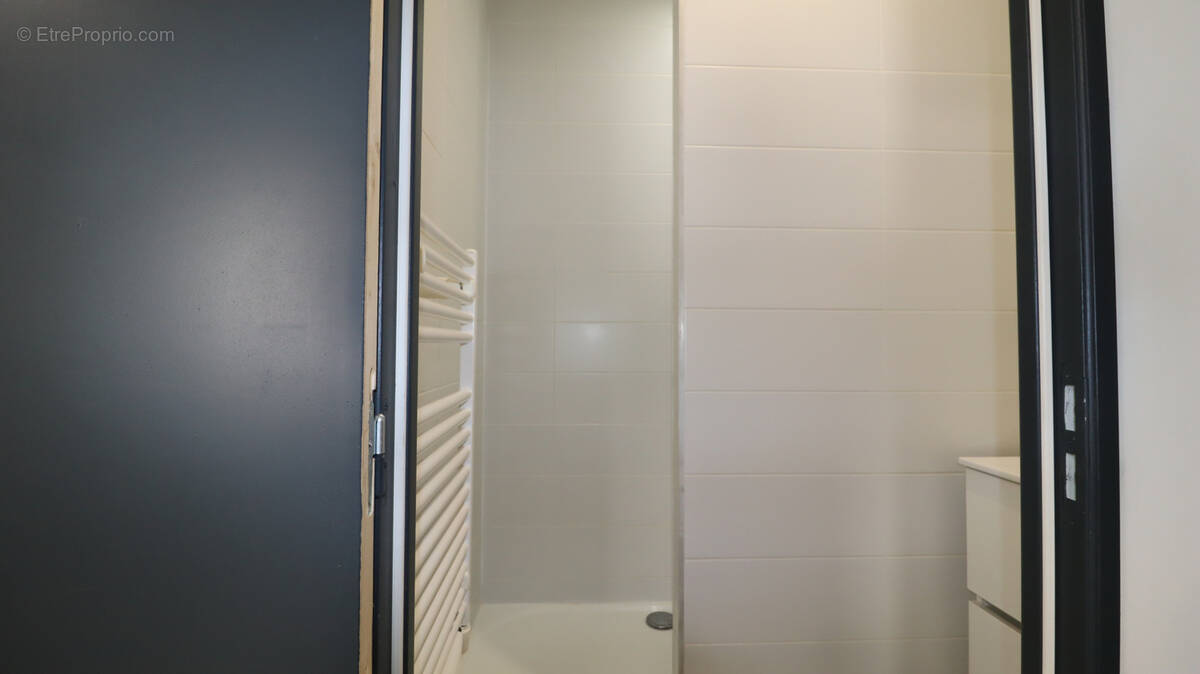 Appartement à SURY-LE-COMTAL