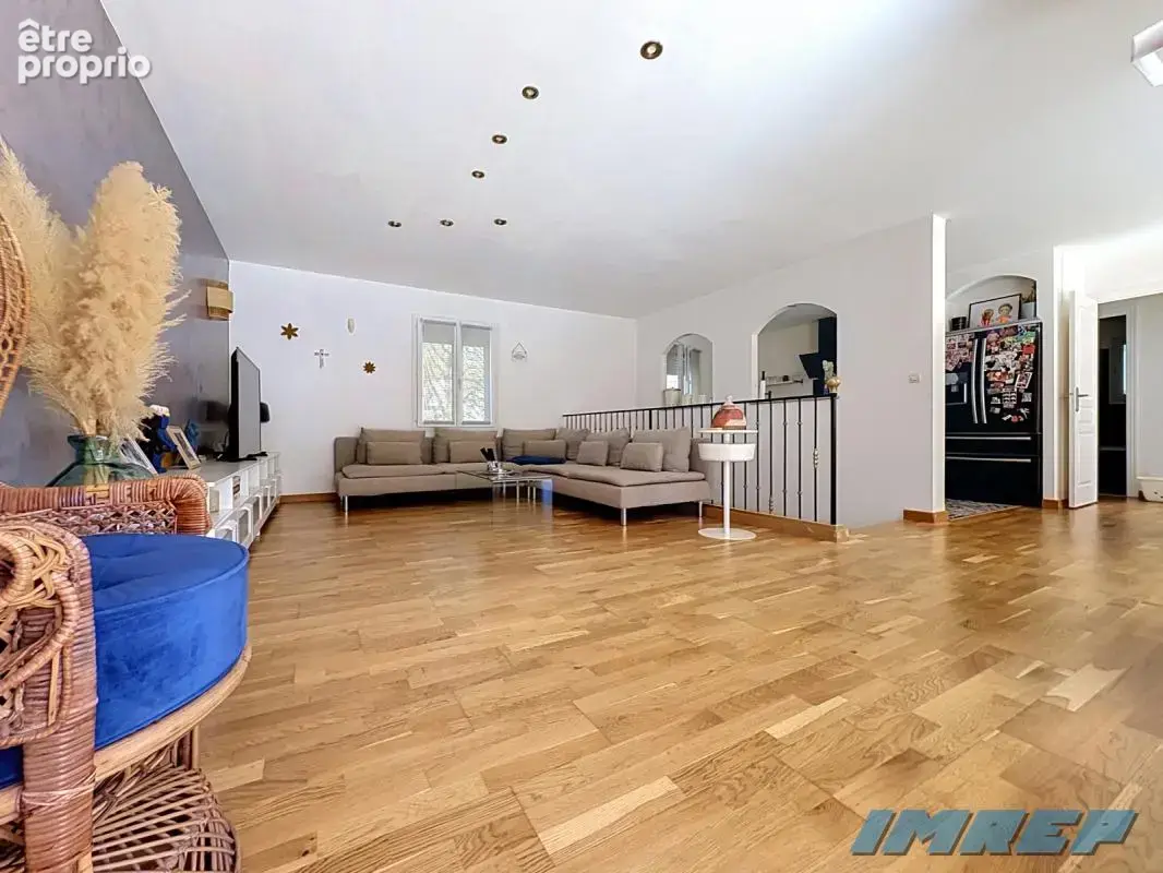 Maison 6 pièces 140 m² à vendre à Marseille-11e (13011) - photo 5