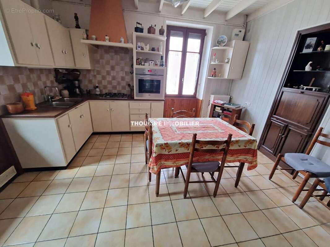 Maison à SAINTE-LUCE-SUR-LOIRE