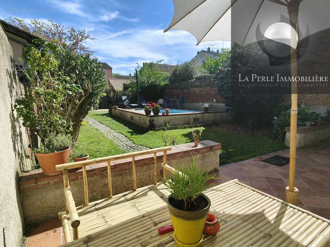 Maison à CASTELSARRASIN