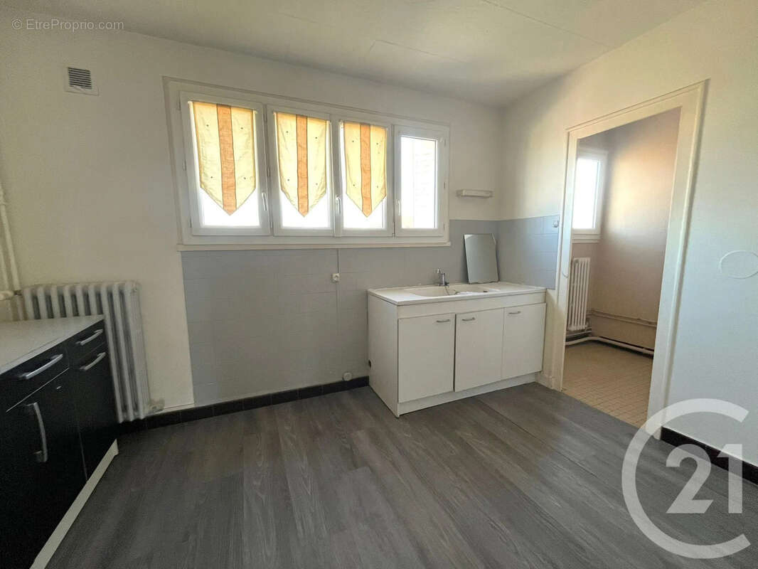 Appartement à JASSANS-RIOTTIER