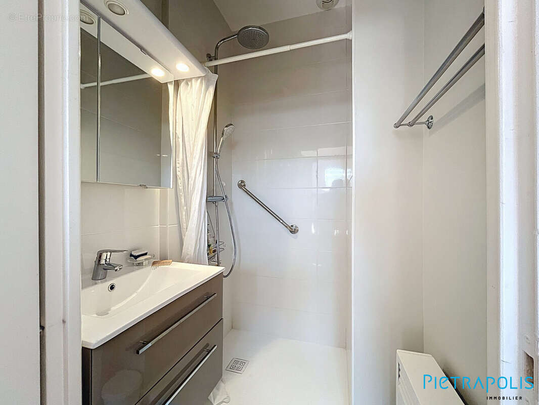 Appartement à FERNEY-VOLTAIRE