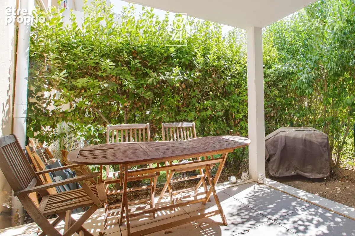Appartement T2 en rez de jardin , parking double et cave - photo 2