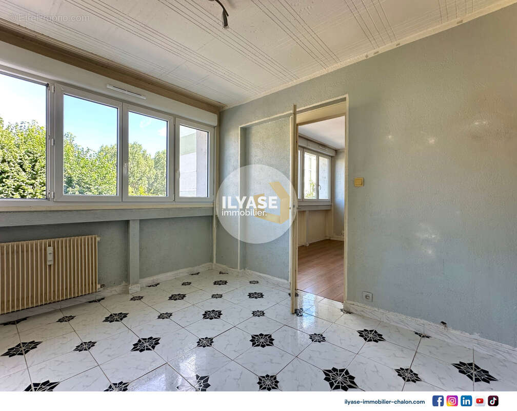 Appartement T3  2 CH  67m2 - photo 8
