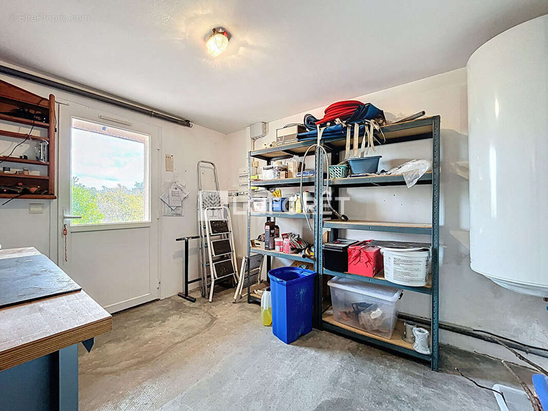 Maison à MONTESQUIEU-DES-ALBERES