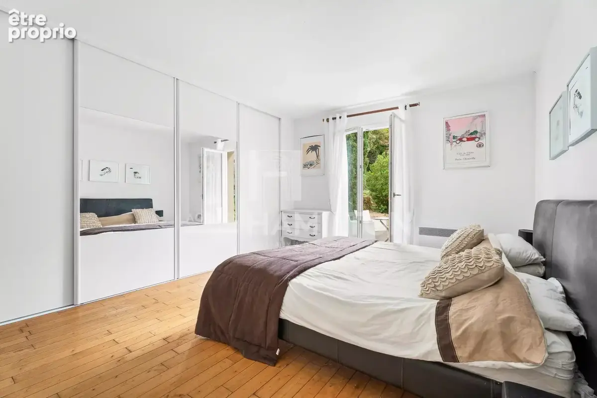 Villa de prestige au sein d’un domaine privé d’exception avec vue panoramique - photo 11