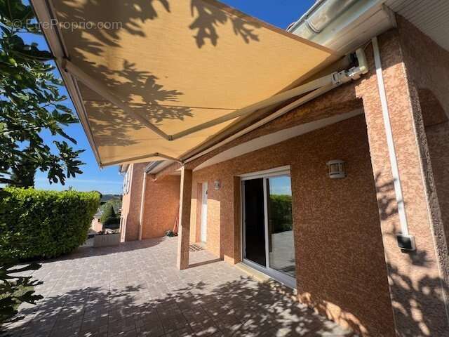 Maison à ROCHE-LA-MOLIERE