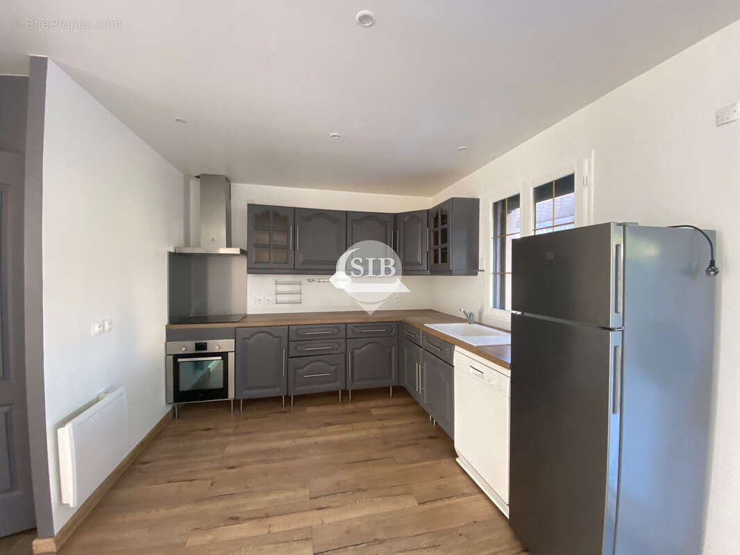 Maison à BALLAINVILLIERS