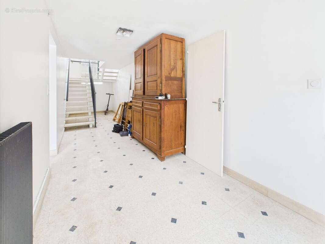 Maison 235 m² à Romilly-Sur-Seine  - photo 7