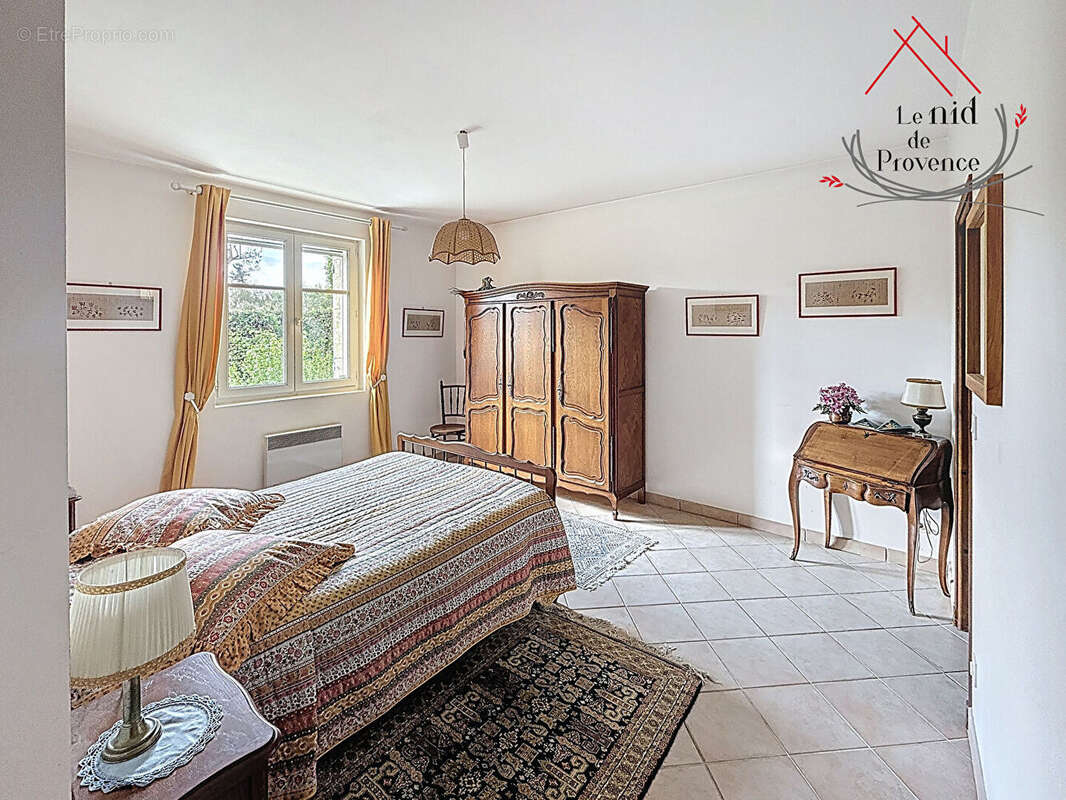 Maison à PERNES-LES-FONTAINES