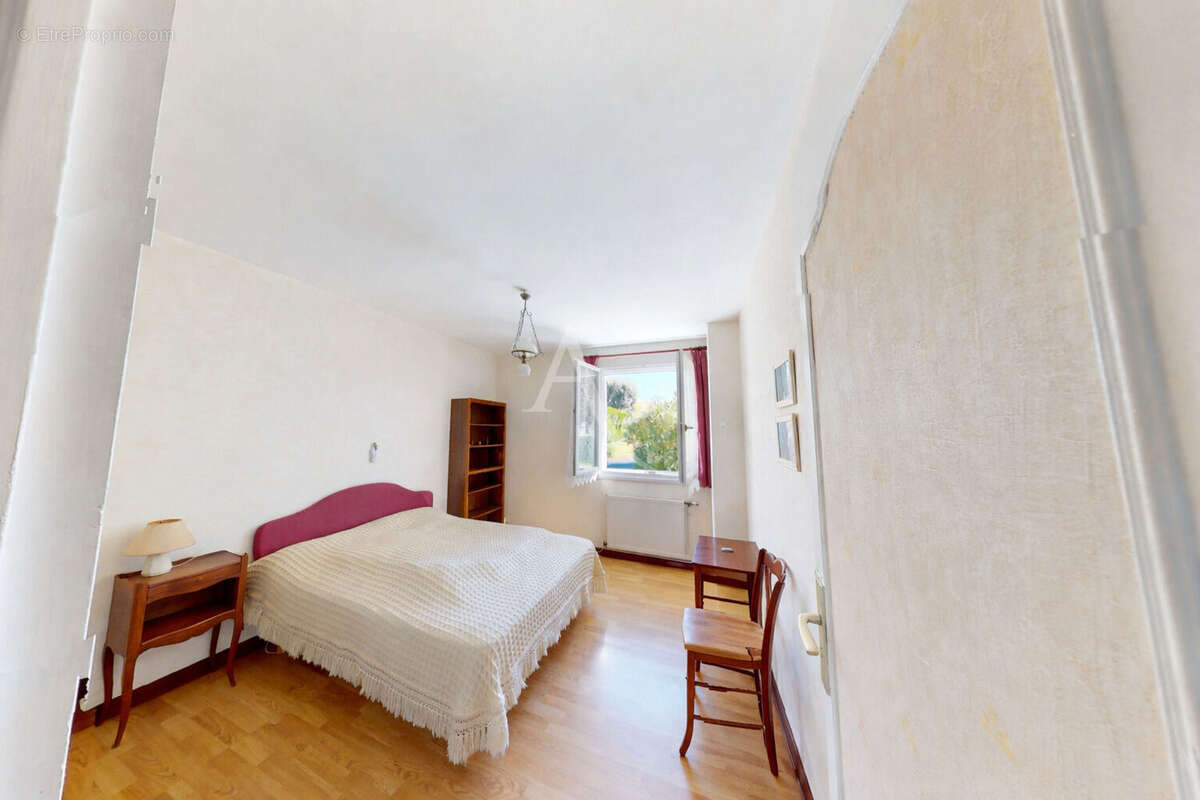 Maison à BUXEROLLES