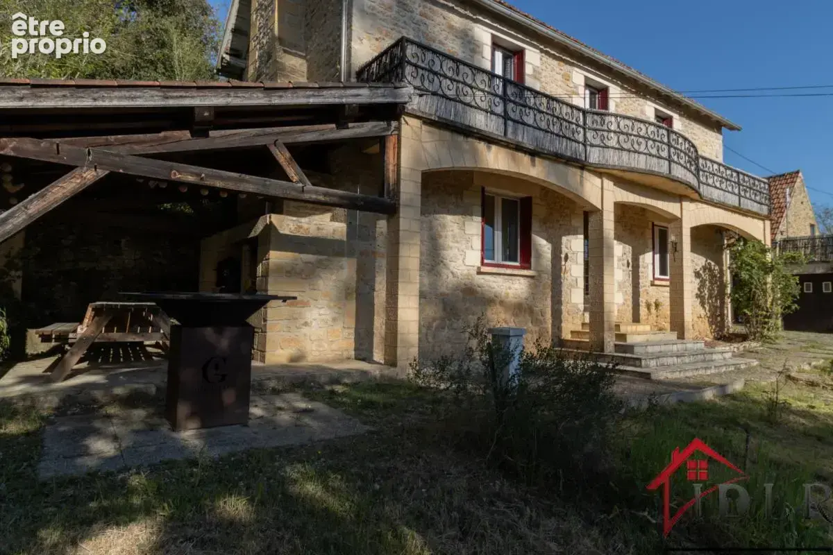 Maison à GROLEJAC