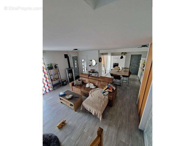 Maison 82 m² à Le Poet-Laval  - photo 6