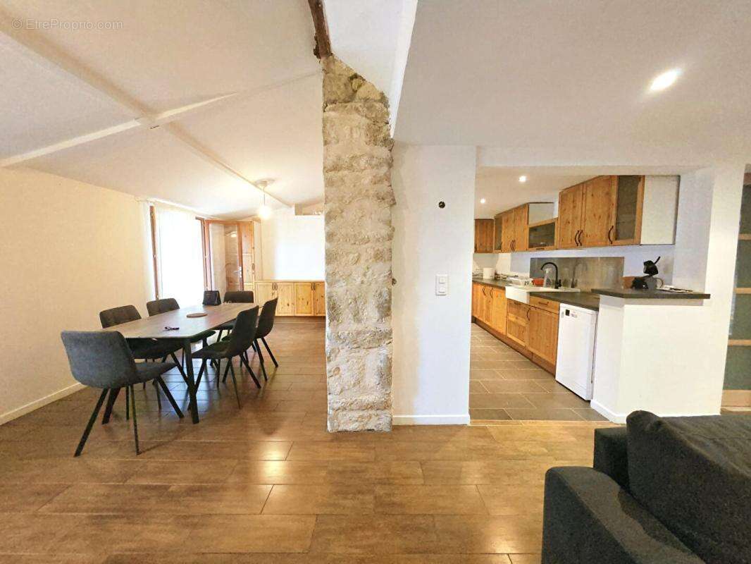 Coup de coeur : Charmante maison en pierre ? Jardin sans vis-à-vis - photo 4