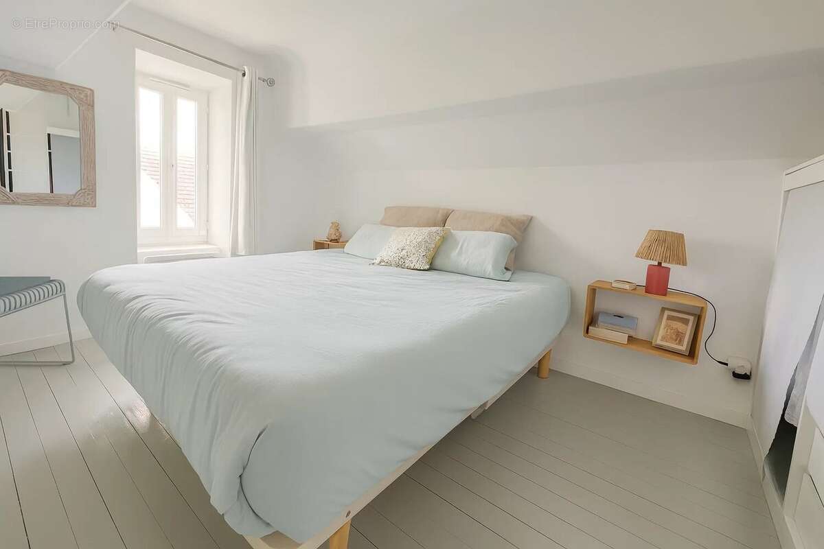Appartement à FONTENAY-TRESIGNY