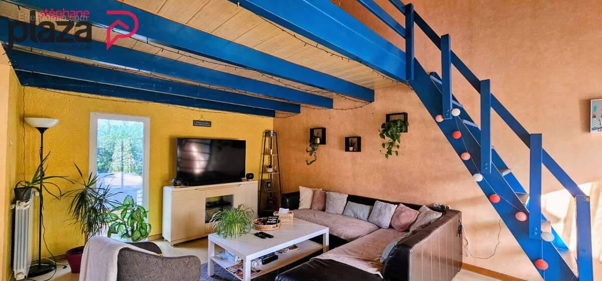 Maison à POULLAN-SUR-MER