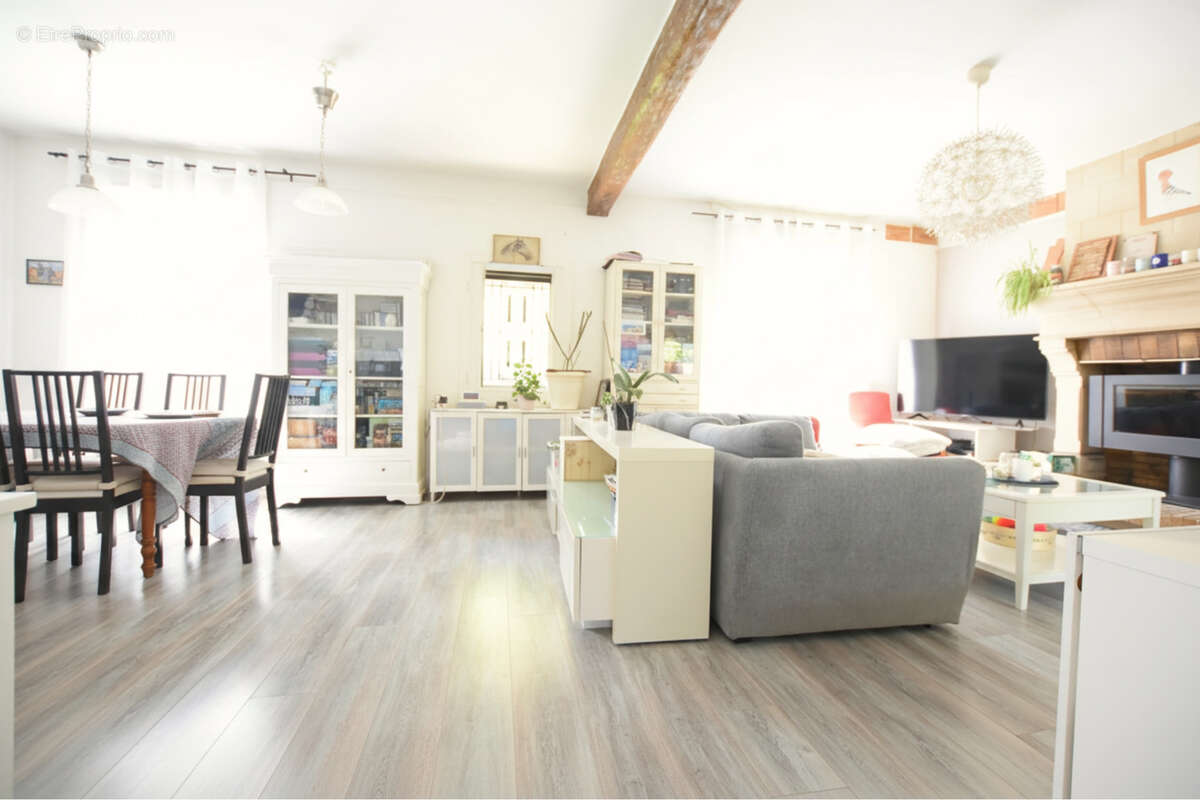 Maison à LES ESSARTS-LE-ROI