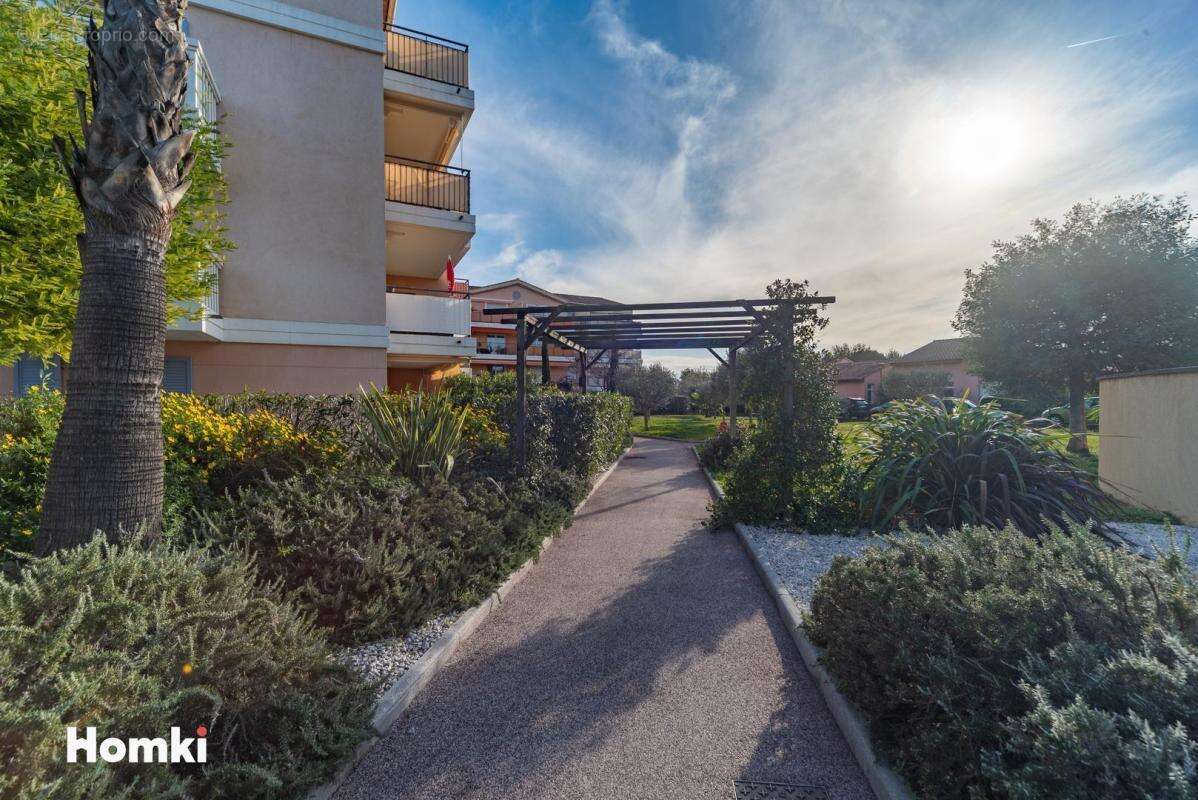 Appartement à BORMES-LES-MIMOSAS