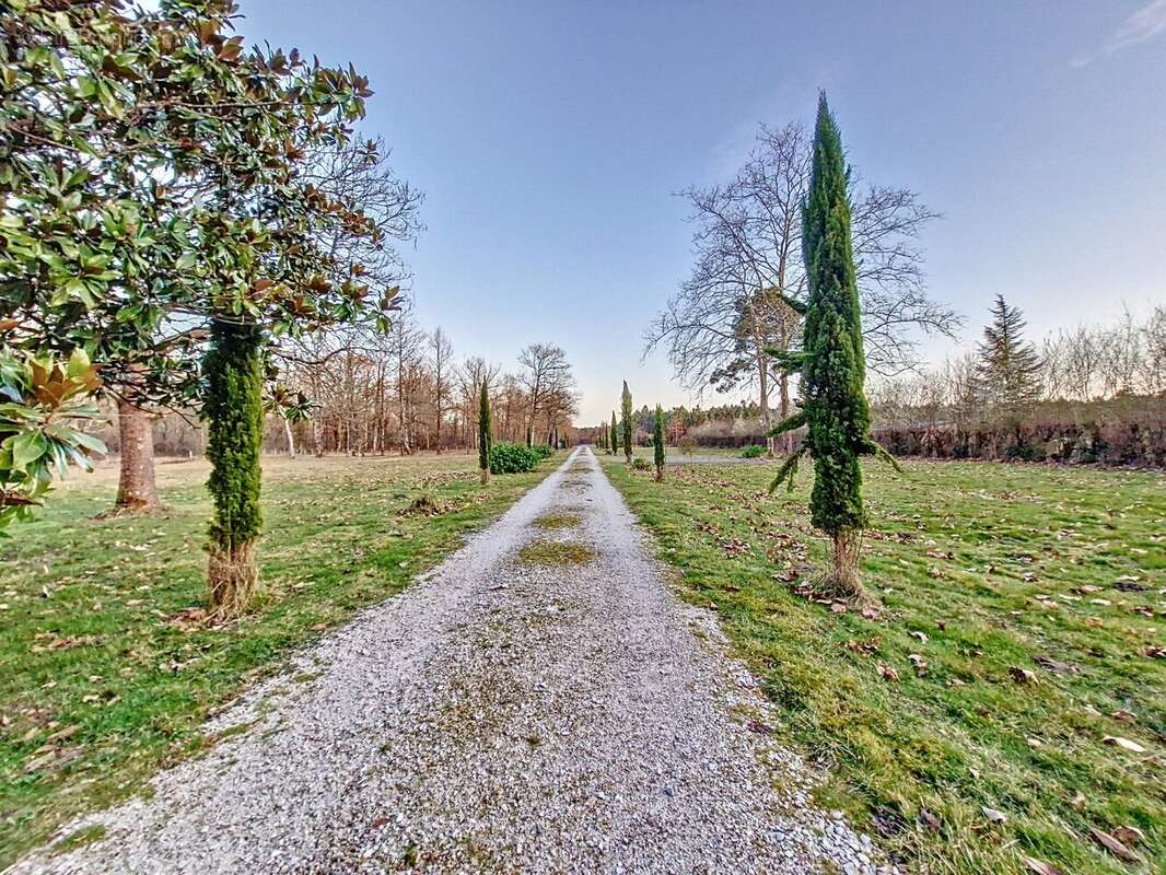 Maison à CHATEAU-LA-VALLIERE