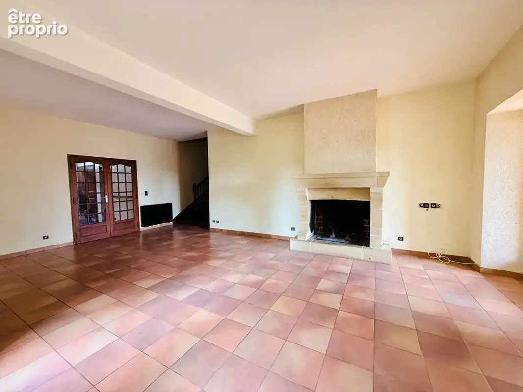 Maison de ville en pierre, piscine et vue imprenable - photo 8