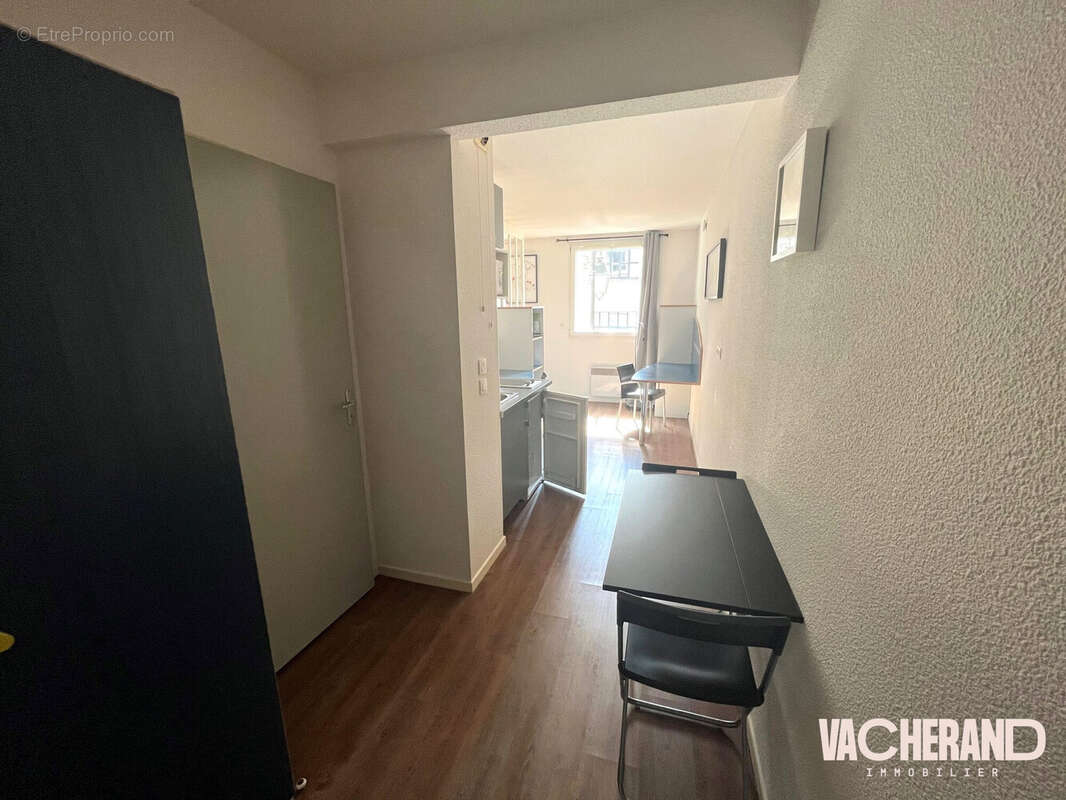 Appartement 28 m² à Lille  - photo 3