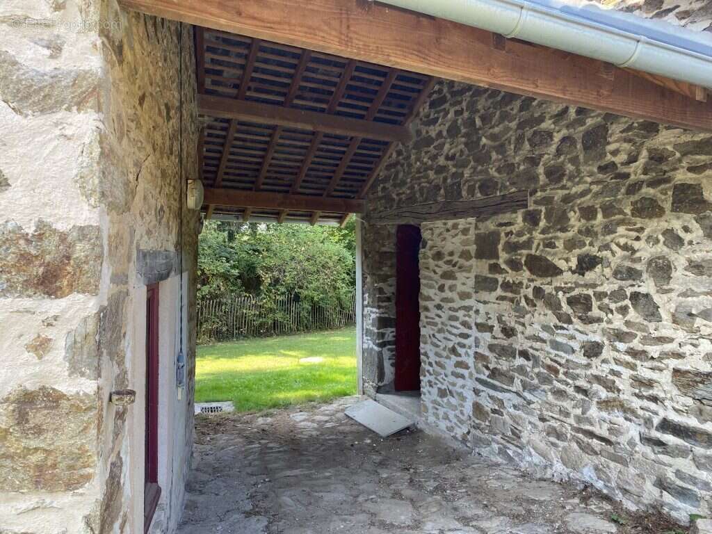 Maison 130 m² à Neuvic-Entier  - photo 6