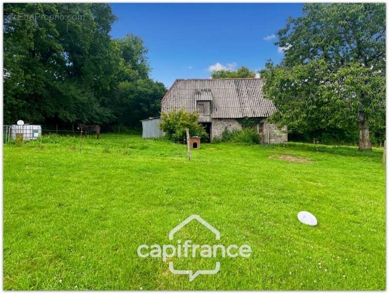 Maison à SAINTE-CECILE