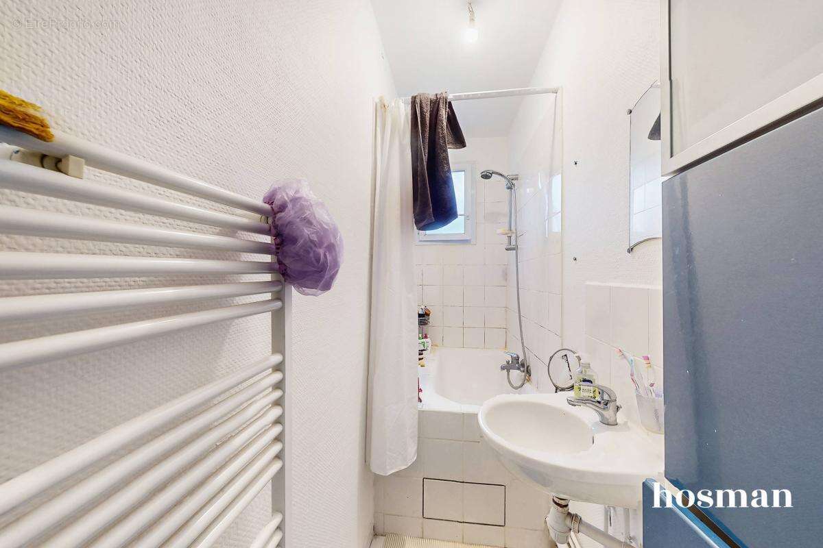 Appartement à PARIS-20E