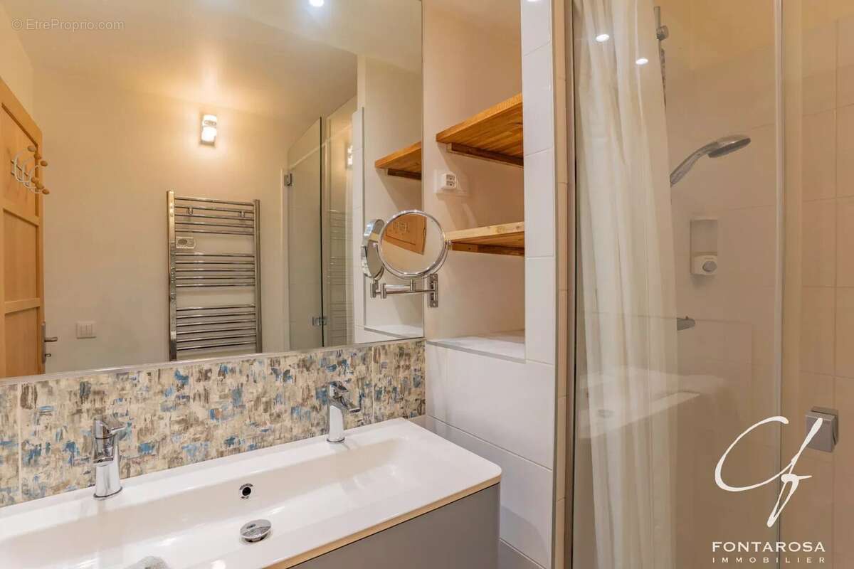 Appartement à FREJUS