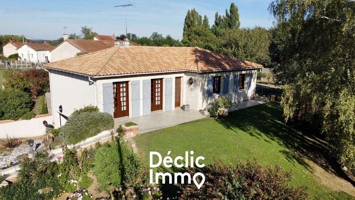 Maison à MARIGNY-BRIZAY