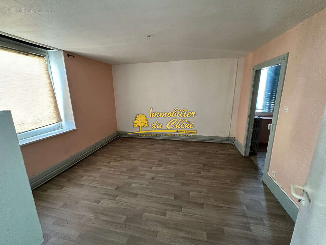 Appartement 341 m² à Saint-Loup-Sur-Semouse  - photo 6