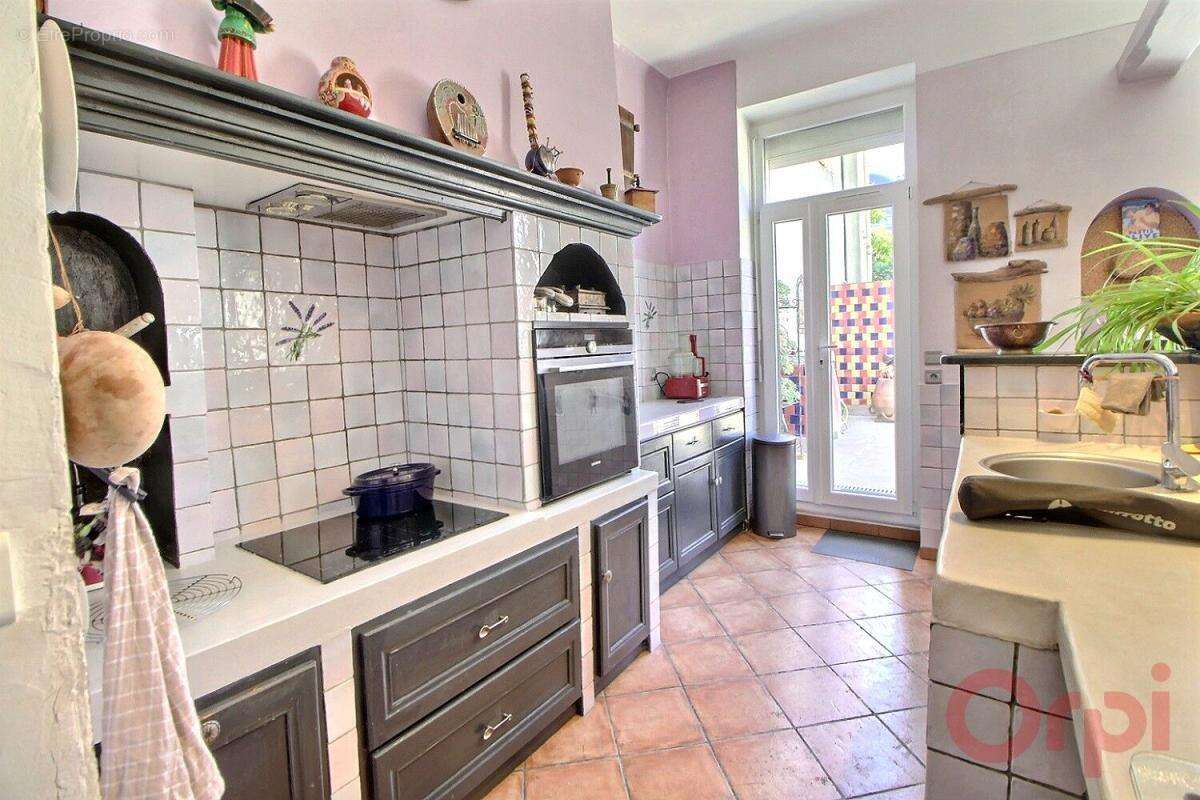 Appartement à MARSEILLE-13E