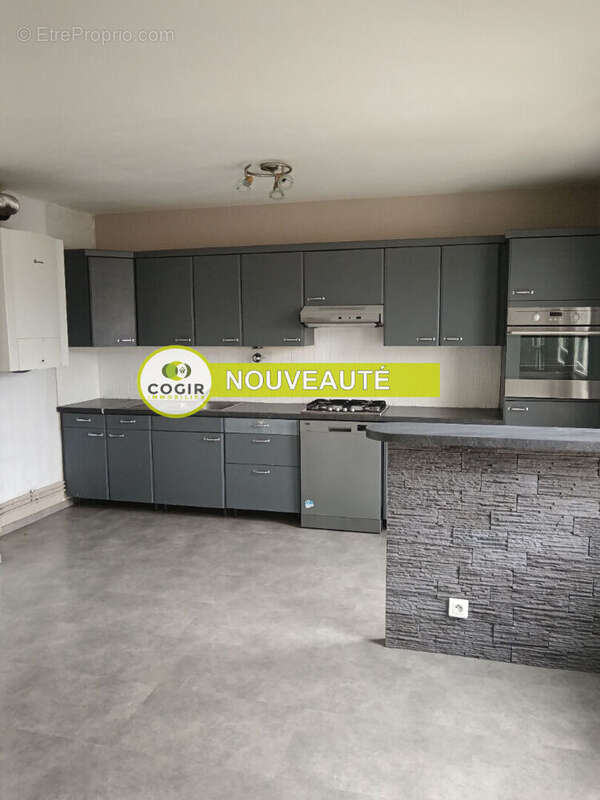 Appartement à LE RHEU