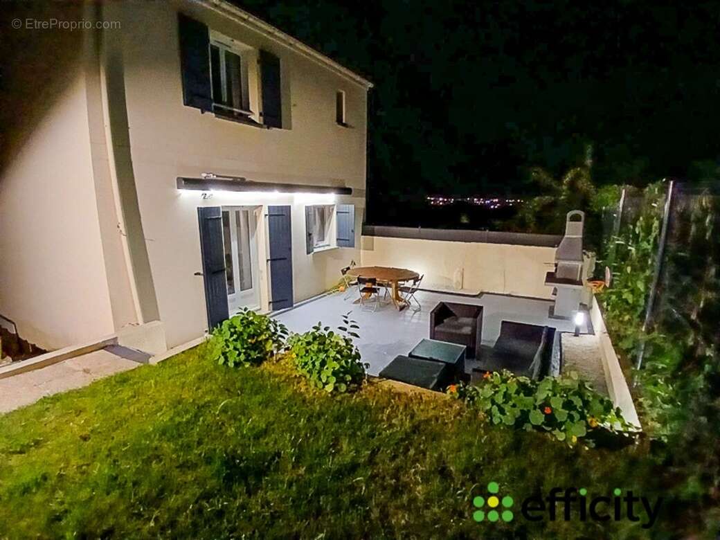 Maison à MANTES-LA-VILLE