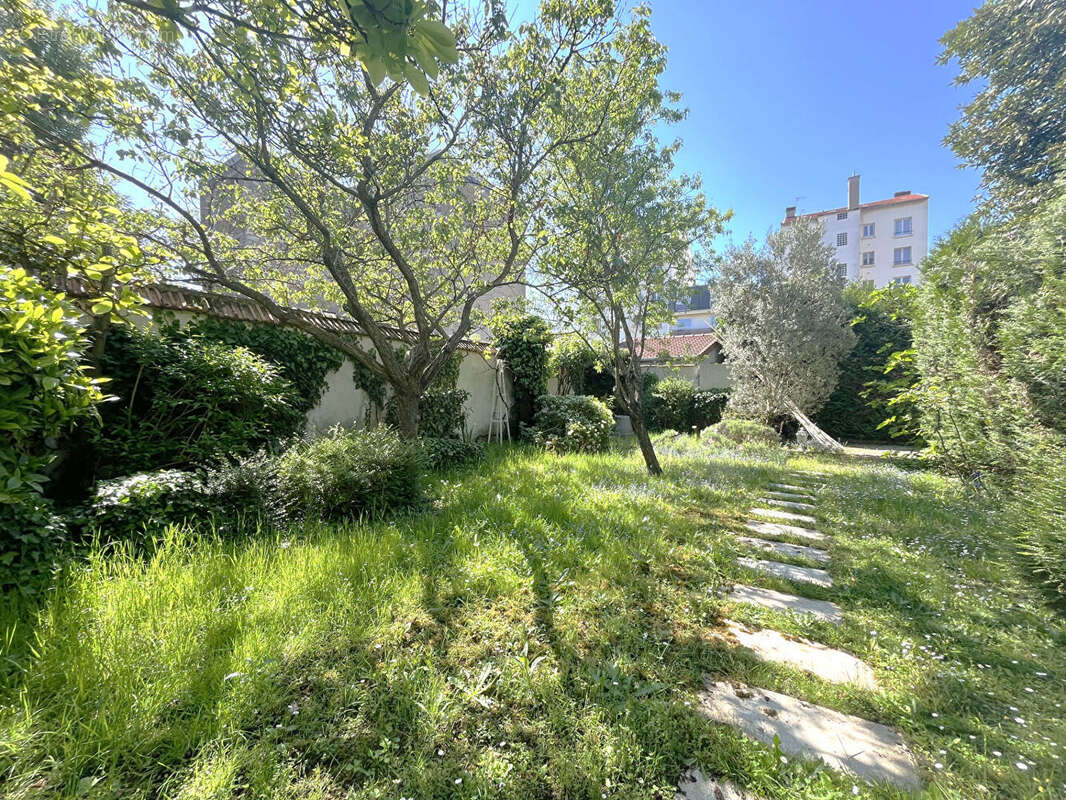 Maison à FONTENAY-SOUS-BOIS