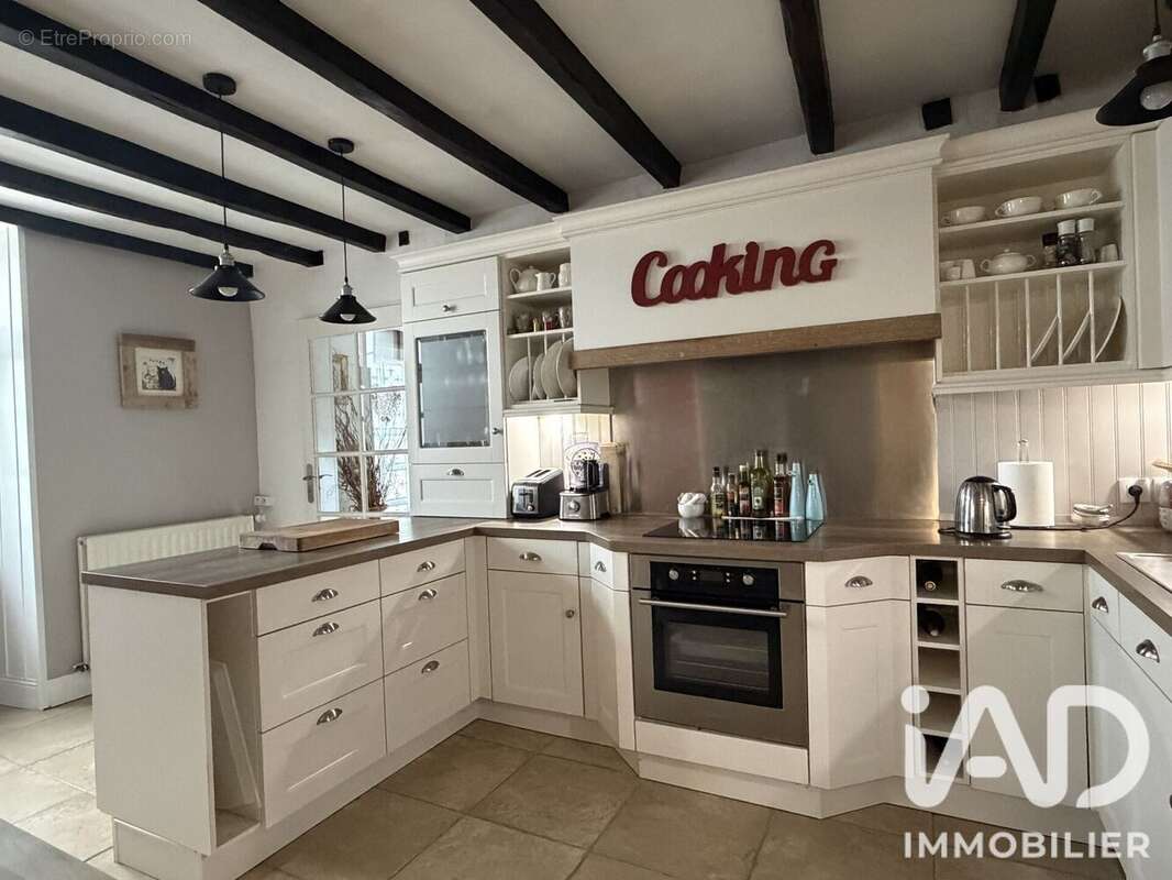 Maison 147 m² à Vernoux-En-Gatine  - photo 3