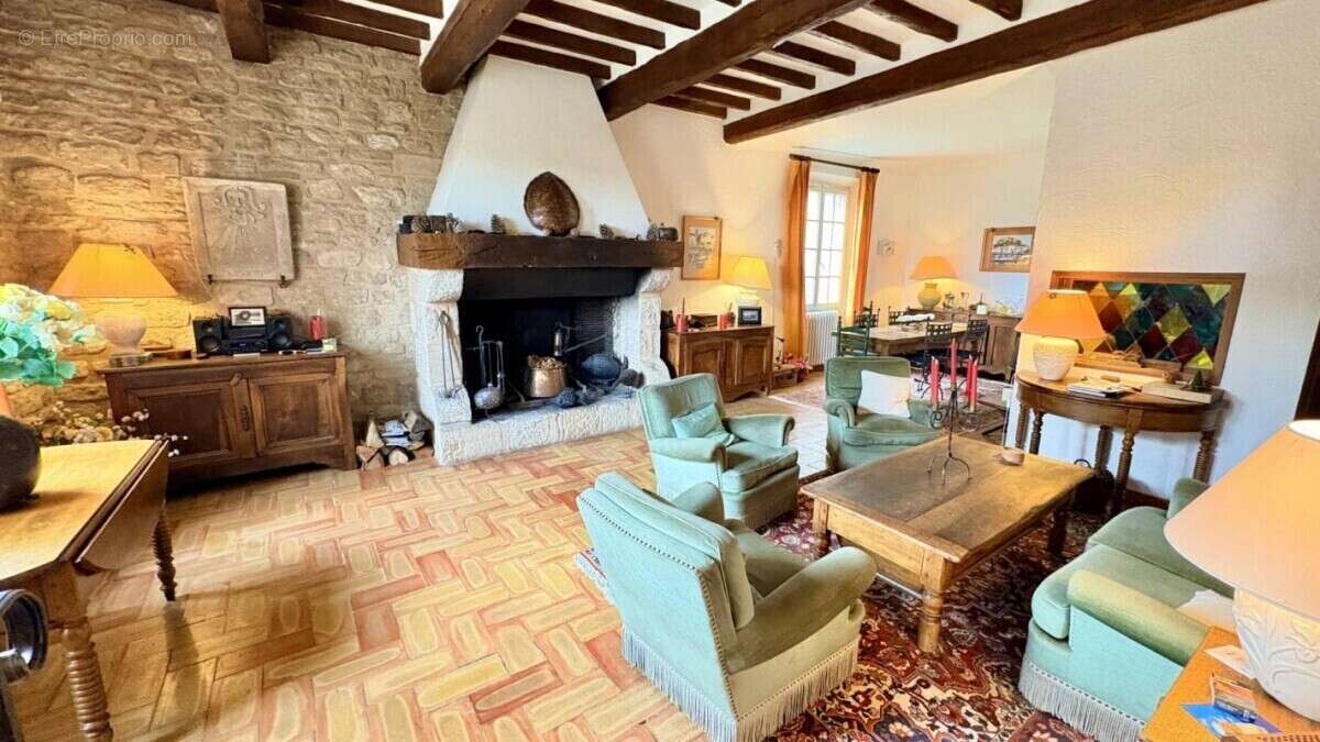 Maison à LE BARROUX