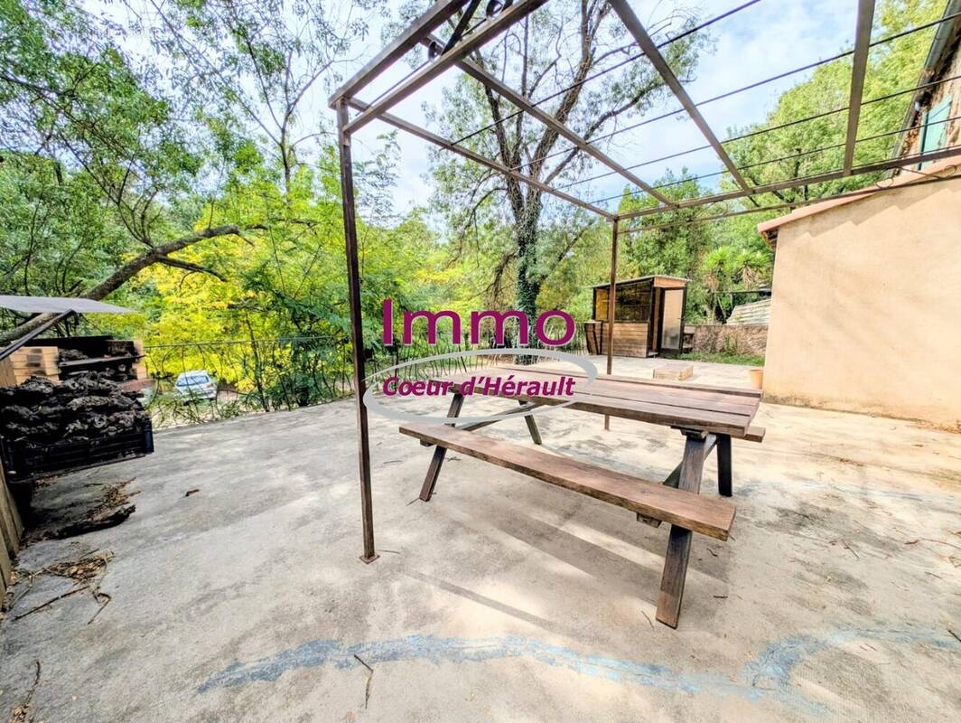 Appartement à MOUREZE