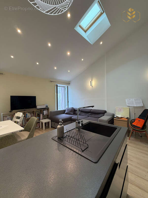 Appartement à LA TURBIE