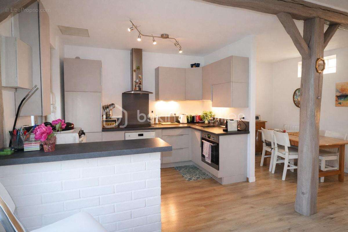 Appartement à NEUILLY-PLAISANCE