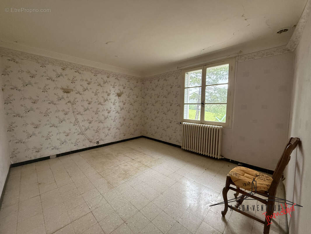 Maison à ENTRECHAUX